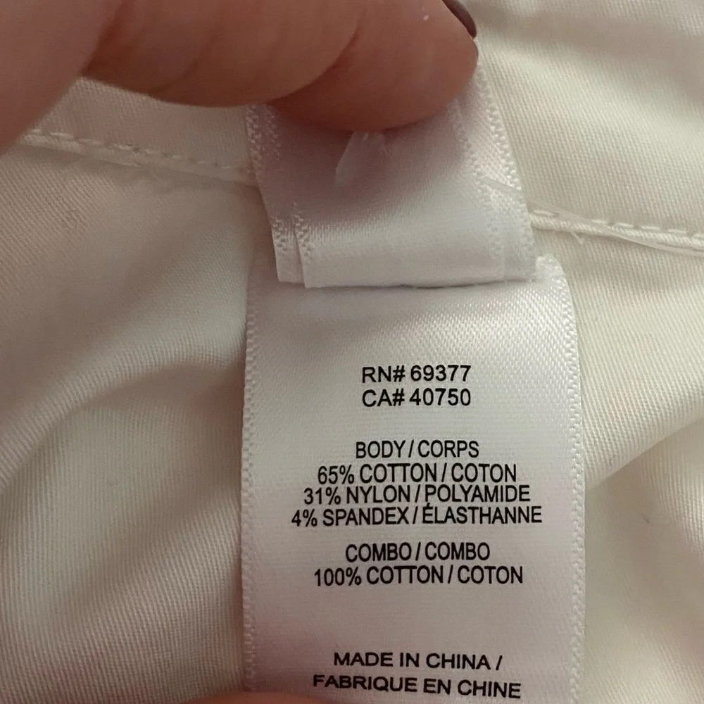 Wynne Collection Medium White High Low Top - Picture 8 of 10